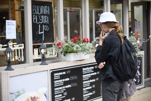 Paskaičiavome, kiek atsieitų kukliai maitintis pajūrio kavinėse – kainos ne kiekvieno kišenei