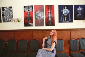 Valstybės dienai – kaunietės kūrėjos žvilgsnis į Lietuvos valdovų didybę ir mitologines būtybes 