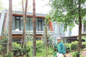 Sudrebėjus Palangos „dušinių“ pamatams savininkai sugalvojo naują planą