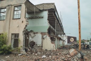 Kauno avalynės gamintojų keliai ir klystkeliai: apie pusbačius, luotelius ir garsiuosius „Inkaro“ sportbačius