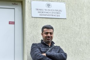 Penkerius metus Lietuvoje gyvenantis turkas bedė pirštu į kitus migrantus: jiems taiko kitokias sąlygas
