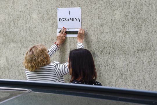 Antradienį beveik 8,5 tūkst. jaunuolių laikys svarbų valstybinį egzaminą