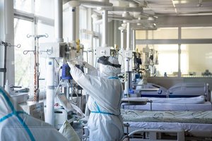 Koronavirusas Lietuvoje: užsikrėtė iš Švedijos grįžęs Elektrėnų gyventojas ir du vilniečiai
