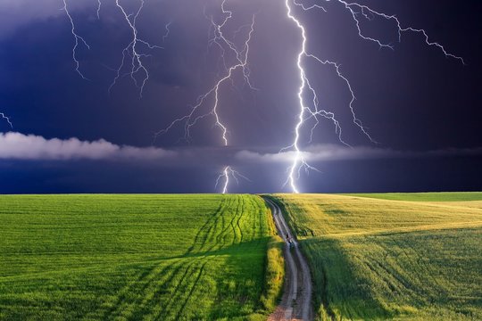 Per 10 dienų – 147 mirtys nuo žaibo