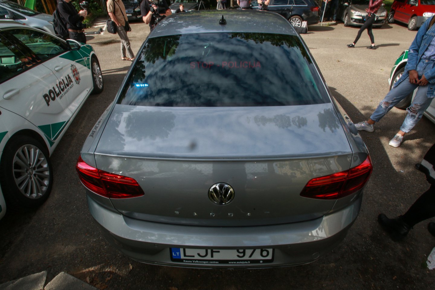  Kauno pareigūnų ginklų arsenalą papildė „Volkswagen Passat“.<br> G.Bitvinsko nuotr.
