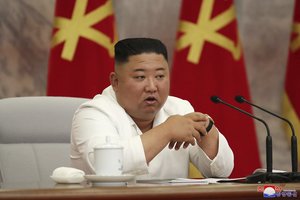 Pietų Korėjos teismas: Kim Jong-unas turi išmokėti kompensacijas dviem karo belaisviams