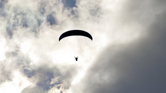 Neringos policija aiškinasi aplinkybes nelaimės, kuomet nukrito parašiutininkas