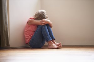 Byla šokiravo net patyrusį teisėją: vaikų priežiūros namus įsteigė pedofilas