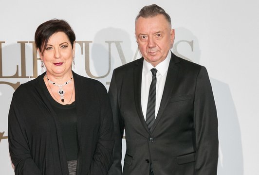 Larisa Kalpokaitė medaus mėnesį praleido viename kambaryje su Sipariais: „Pastatėme spintą tarp lovų“