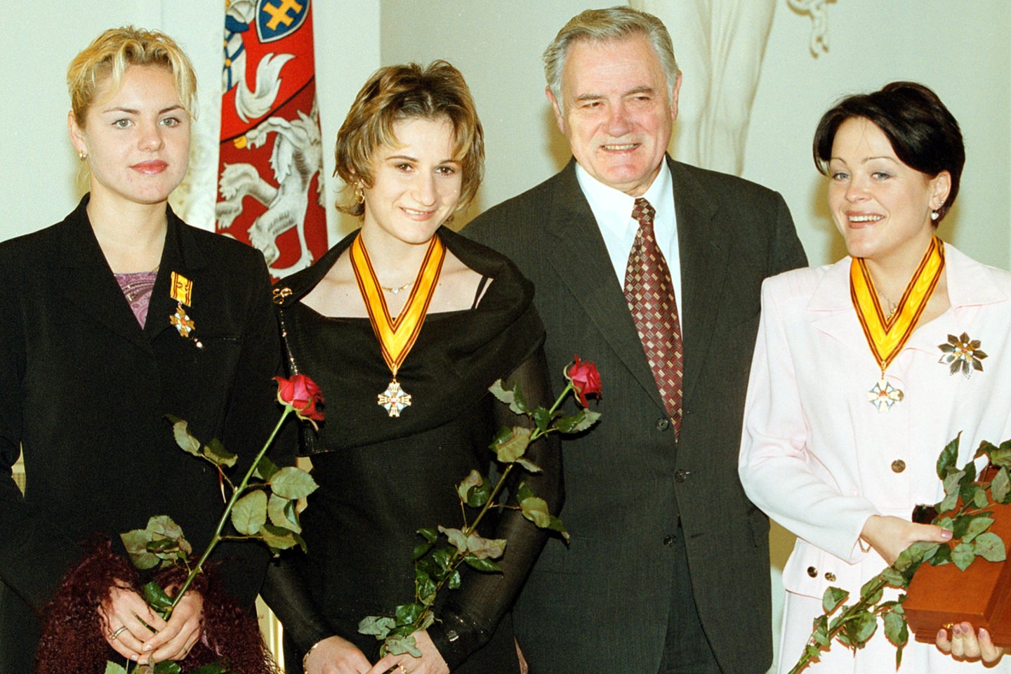Rasa Mažeikytė, Edita Pučinskaitė, Valdas Adamkus ir Diana Žiliūtė.<br>J.Staselio nuotr.