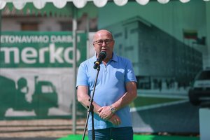 Valstybės dieną meras apdovanojo Kauno miestui ir Kauno rajonui nusipelniusias asmenybes