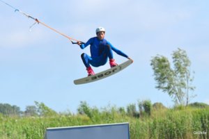 Žiemos sporto atstovai: kaip atrodo jų vasara ir ar jie pasiilgsta šalčio?