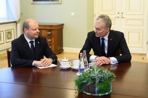 Gitanas Nausėda susitiks su Sauliumi Skverneliu: aptars kitų metų biudžetą