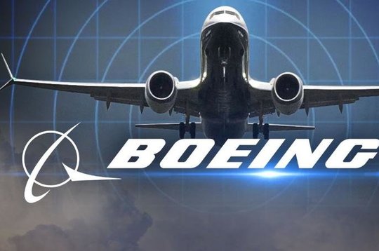 1916 m. Sietle Vašingtono valstijoje įkurta aviacijos bendrovė „Pacific Aero Products Co.“, po metų pakeitusi pavadinimą į „Boeing Airplane Company“. Dabar „The Boeing Company“ yra viena didžiausių pasaulyje orlaivių gamintojų.