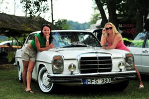 Vairuojate netradicinį automobilį? Kviečia į suvažiavimą