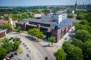 Ilgą laiką neprienamą Klaipėdos objektą norima atgaivinti – bus galima ten gyventi