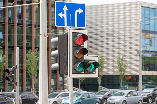 Vilniuje modernizuojamos 17 sankryžų – atsiras sekcijos į dešinę