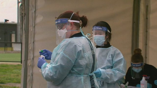 JAV toliau fiksuoja naujų užsikrėtimų koronavirusu rekordus: 2 valstijos kelia didelį nerimą