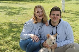 Jauna pedagogų šeima: „Tėvai skeptiškai žiūri į mus dėl amžiaus“