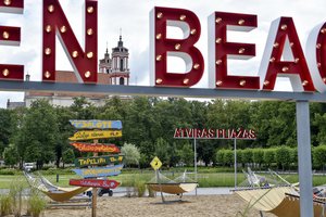 Rėžė apie kovas dėl Lukiškių aikštės: politikai užsižaidė smėlio dėžėje