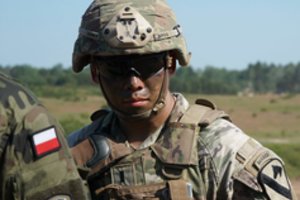 Beveik 100 Lenkijos kariškių grįžo iš Afganistano su koronavirusu