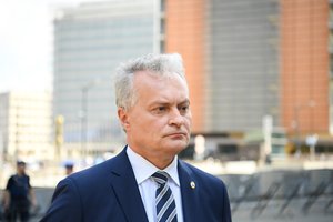 G. Nausėda su ES vadovais susėdo dar vienam derybų raundui, ginčo centre – „taupiųjų“ šalių reikalavimas