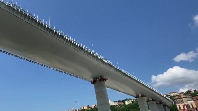 Genujos tilto atstatymo darbai baigti, dabar – pradedami saugumo bandymai