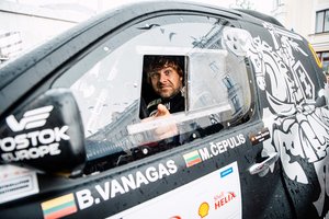 Neeilinis įvykis ralio gerbėjams: B. Vanagas Rokiškyje pasirodys su Dakaro bolidu