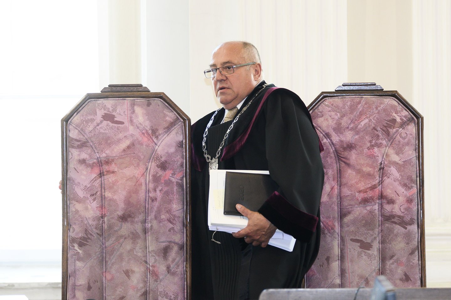 8 metus tirtą banko „Snoras“ bylą Vilniaus apygardos teismas pirmadienį pradėjo nagrinėti tuščioje salėje.<br>V.Skaraičio nuotr.