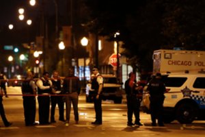 Čikagoje per laidotuves įsiplieskus šaudynėms nukentėjo 14 žmonių