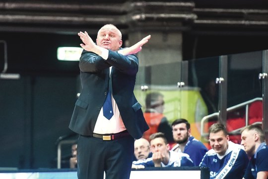 Komentatoriaus amatą įvaldęs V. Šeškus įvardijo pagrindinius trejetų „Hoptrans“ turnyro favoritus