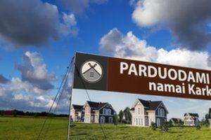 Madingu kurortu virstančiame pajūrio kaime – viltis pajusti civilizuoto gyvenimo skonį