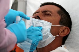 Per tarptautinę operaciją konfiskuota 17 tūkst. padirbtų COVID-19 testų rinkinių