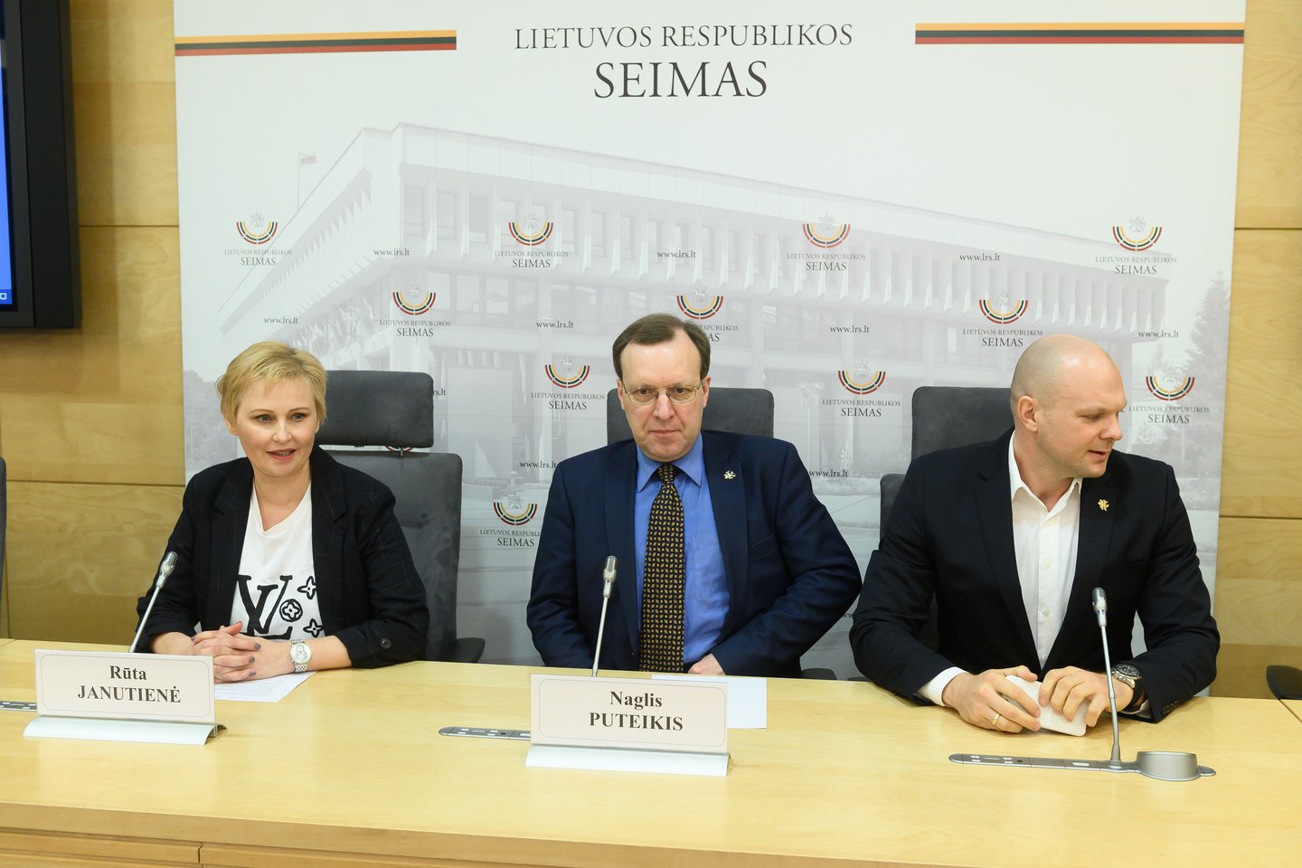 Po nesutarimų išsiskyrė Centro partijos „Gerovės Lietuva“ ir jos narės, pirmininko pavaduotojos Rūtos Janutienės keliai.<br>V.Skaraičio nuotr.