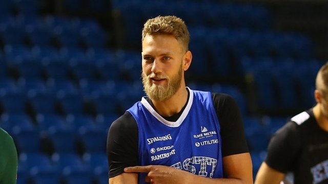 Estijos krepšinio rinktinės puolėjas Siim-Sander Vene įvertino ateinančią kovą su lietuviais 