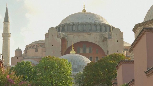 Turkijos teismas priėmė sprendimą – „Hagia Sophia“ muziejus tampa mečete