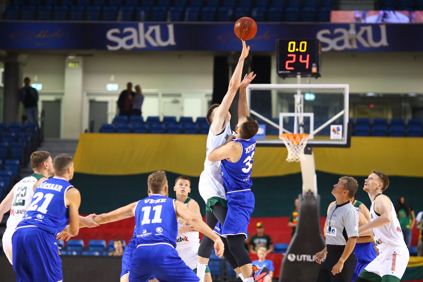 Lietuvos ir Estijos rinktinių mačo momentas.<br> G.Šiupario nuotr.