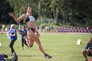 Šuolininkai Luka Garšvaitė ir Augustas Bukauskas sužibėjo lengvaatlečių jaunimo čempionate