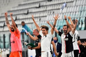 „Juventus“ ir toliau dominuoja Italijoje: triumfavo čempionate devintą kartą iš eilės