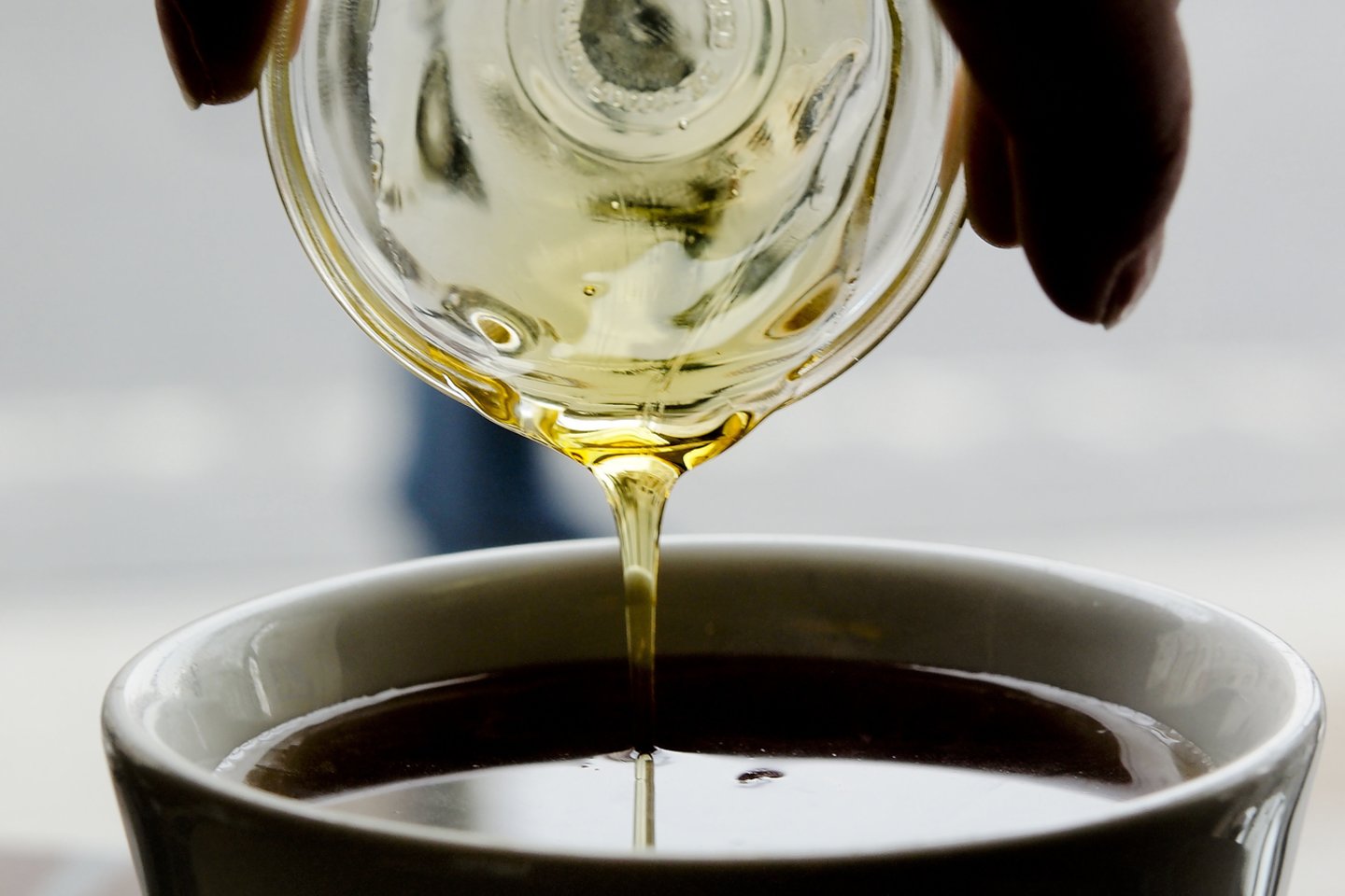 Medus ir arbata.<br>V.Ščiavinsko nuotr.