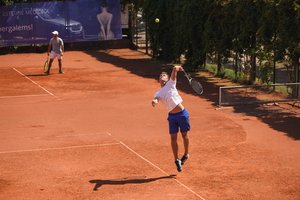 Futbolo asas Edgaras Jankauskas nuskynė pergalę ir teniso mėgėjų aikštelėse