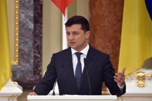 V. Zelenskis: „Paliaubų Rytų Ukrainoje tvarumas priklausys nuo Rusijos veiksmų“