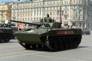 Papasakojo, kokia karine technika Rusija pirmiausia pultų Lietuvą