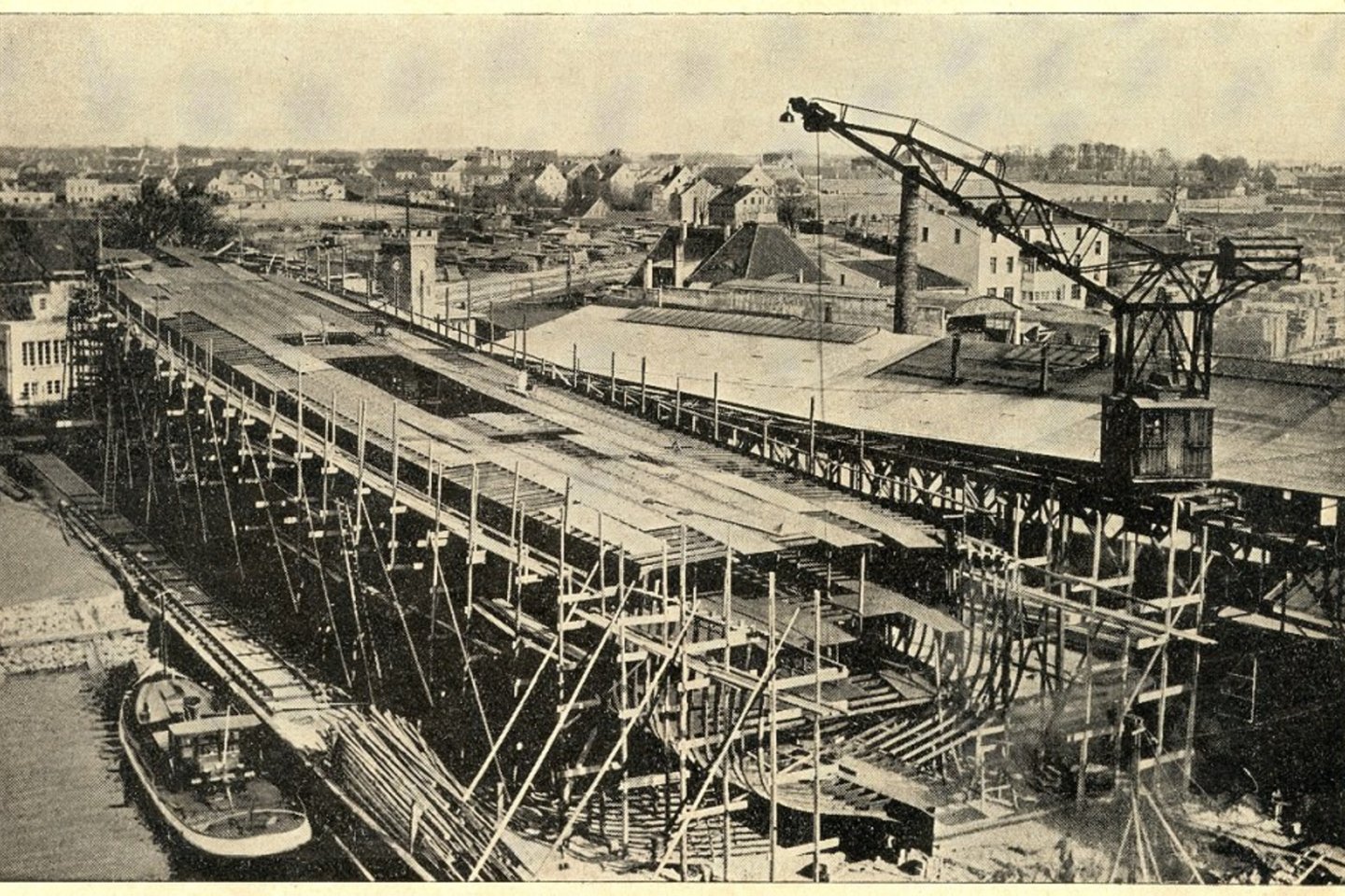 Tarpukariu elinge buvo statomi ir remontuojami dideli laivai.1938 m.<br> "Jūros" žurnalo nuotr.