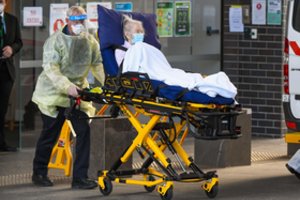 Lenkija užfiksavo didžiausią šalyje per parą nustatytų COVID-19 atvejų skaičių