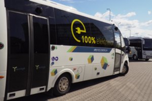 Vienas miestas išsišoko – nuo rugpjūčio jo gyventojai viešuoju transportu važinės nemokamai