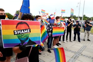 Lenkijai – dar griežtesnės nuobaudos ir Vakarų kritika: LGBT diskriminacija pakenkė šalies įvaizdžiui