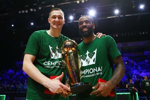 Buvęs žalgirietis atidavė duoklę Kauno fanams: „Jie savo komandą palaiko visada“