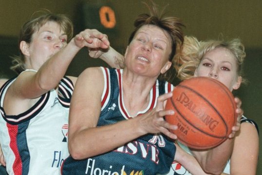 2007 m. mirė viena žymiausių Lietuvos krepšininkių, Lietuvos moterų krepšinio rinktinės ilgametė žaidėja Vitalija Tuomaitė (43 m.).<br>LR nuotr.