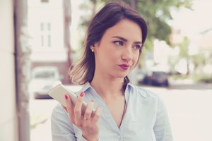 Pabandė prisiskambinti į Registrų centrą ir liko nesupratusi: tai tikrai nenormalu